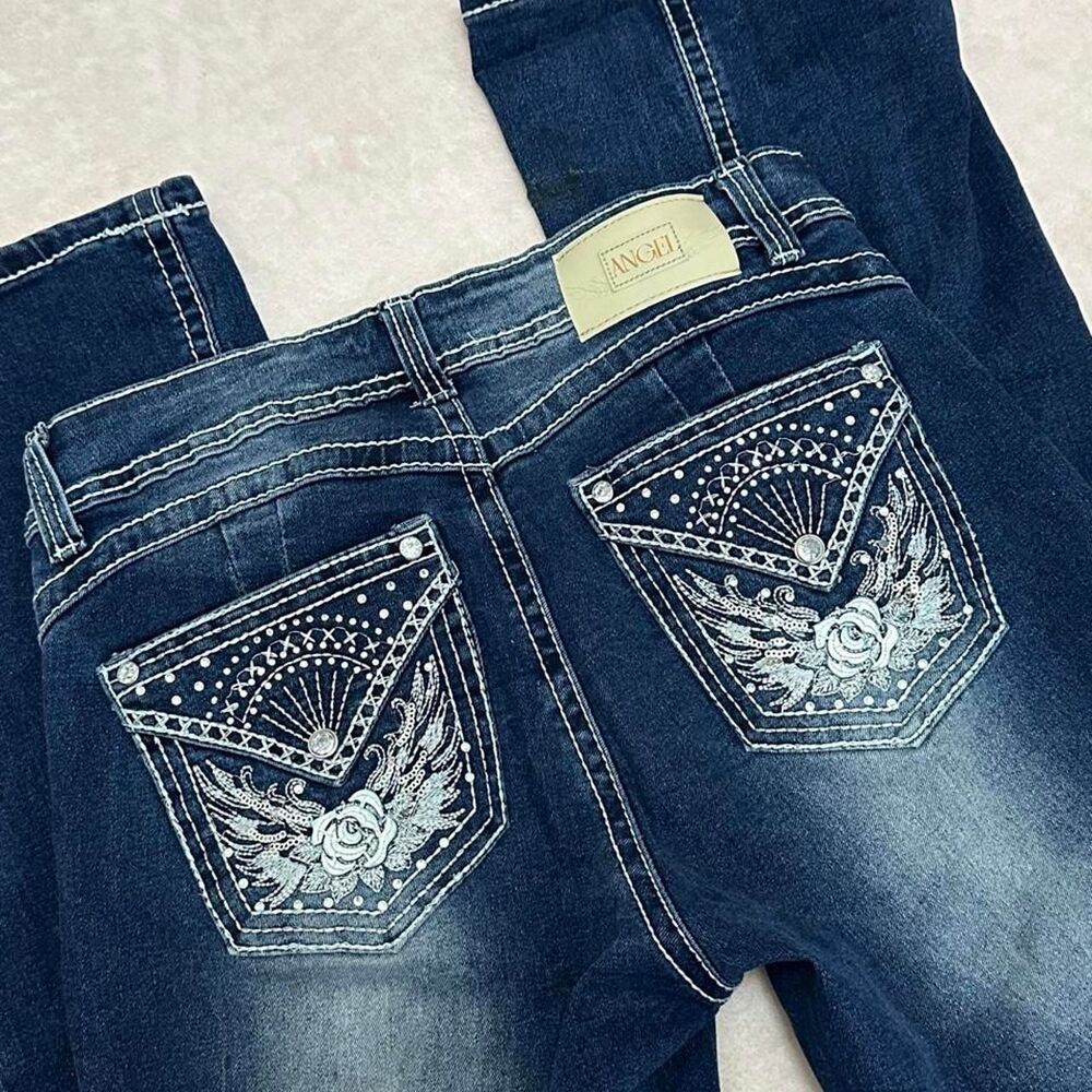 Unbranded Women's Blue and Navy Jeans